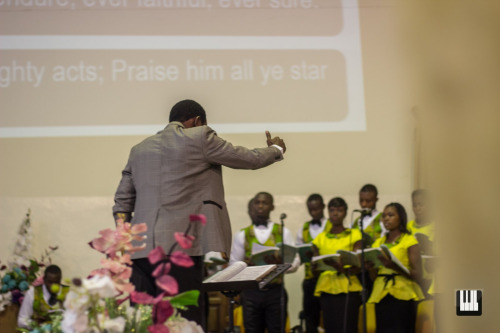 Laudateur Christus Premier On Sunday 30th August 2015, Alfred Patrick Addaquay made history when he premiered Laudateur Christus, the first oratorio written and publicly performed by a Ghanaian composer. The event was held at the Covenant Family Community Church at Cantoments, Accra.